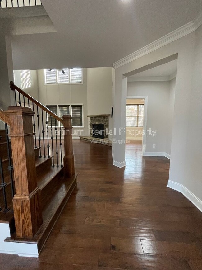 Building Photo - 600 Belton Ct