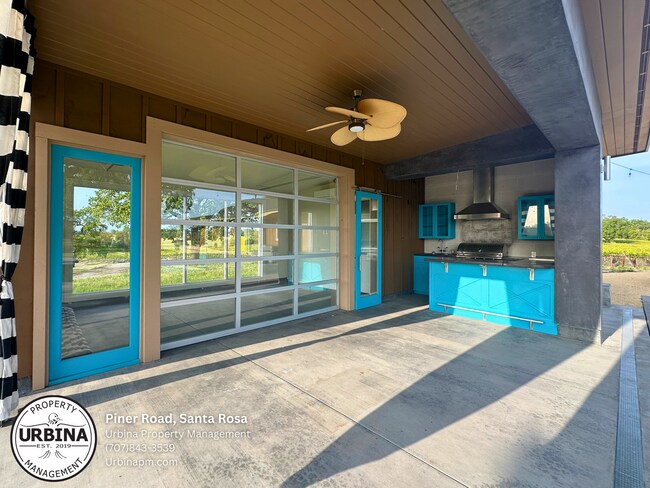 Building Photo - Luxury Vineyard Retreat with Pool, Cabana ...
