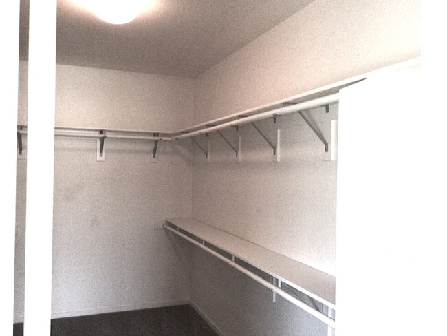 Building Photo - 17641 Papa Bear Ct