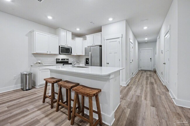 Building Photo - 2946 Overcup St