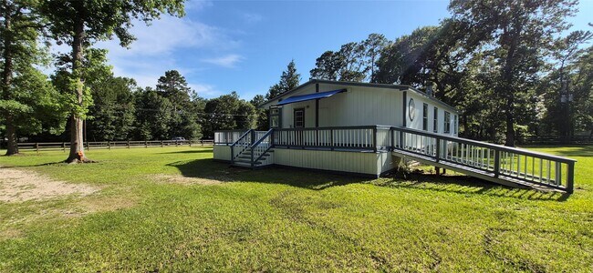Building Photo - 24430 Oak Hollow Blvd
