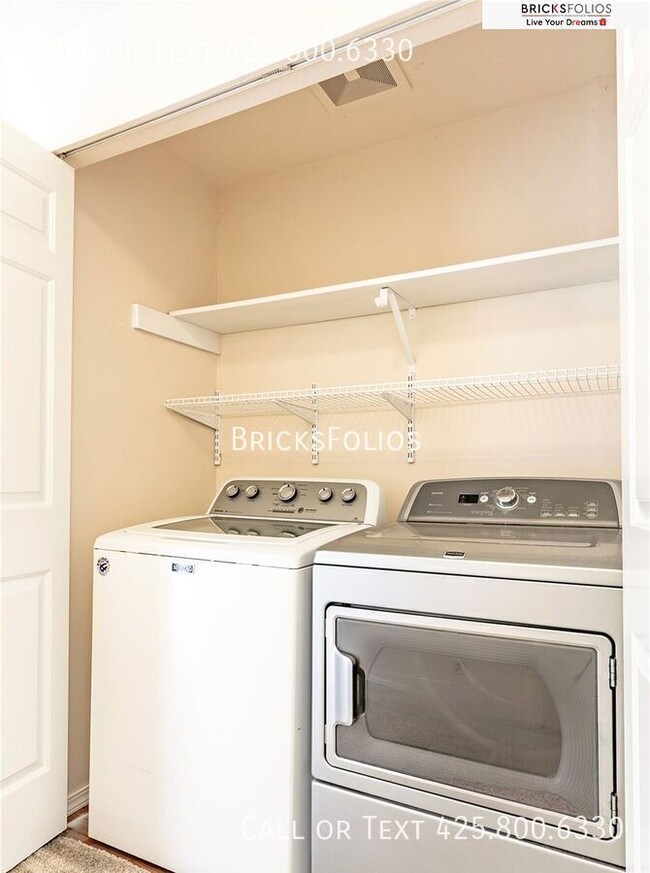 Building Photo - 927 132nd St SW