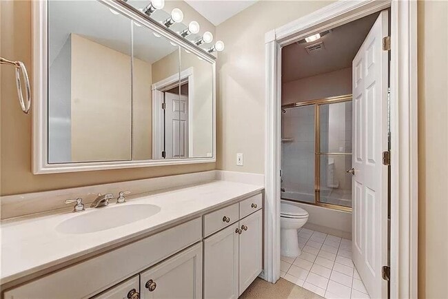 Building Photo - 1502 Duffner Dr