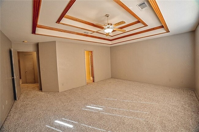 Building Photo - 604 NE 21st St