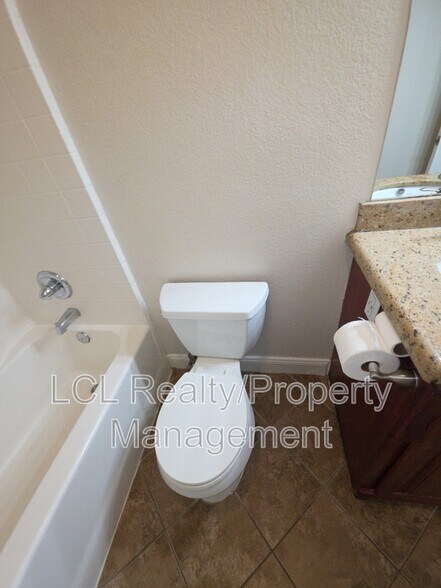 Building Photo - 25025 Clover Creek Ln