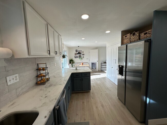 Building Photo - 172 Woodland Dr