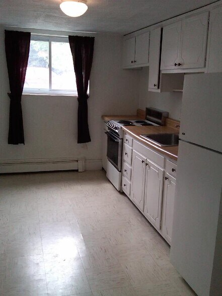 Primary Photo - 23 Westgate Rd