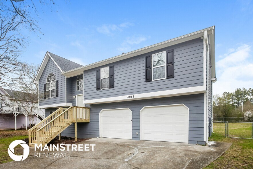 Building Photo - 4058 Five Oaks Ct
