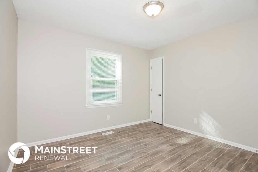 Building Photo - 4511 Longbriar Dr