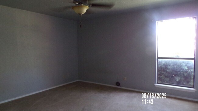 Building Photo - Great home located in Sherwood,