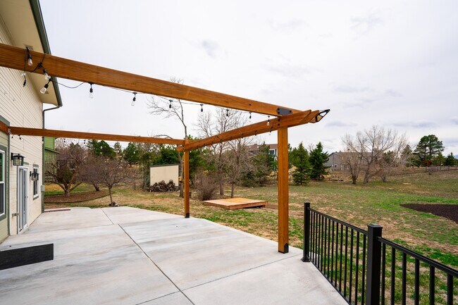 Building Photo - 850 Wuthering Heights Dr