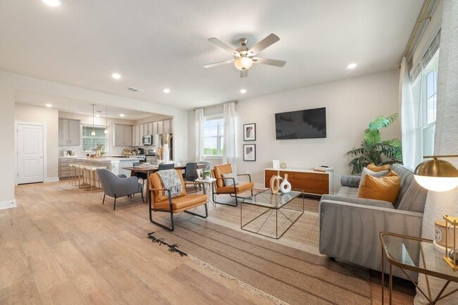 Building Photo - 5804 Rotunda View