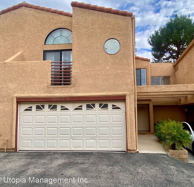 Building Photo - 5291 Colodny Dr