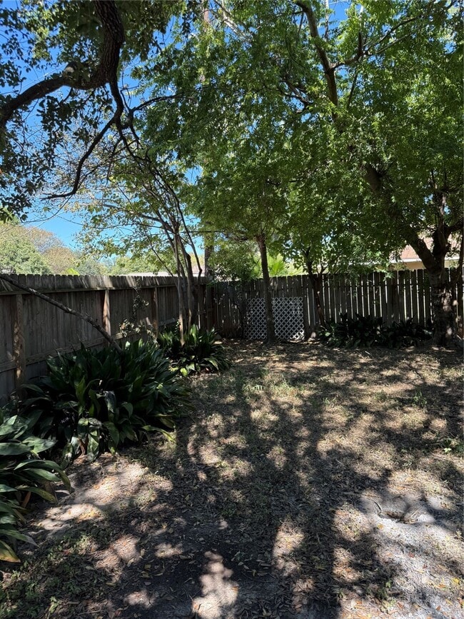Building Photo - 10066 Sand Pass Ln