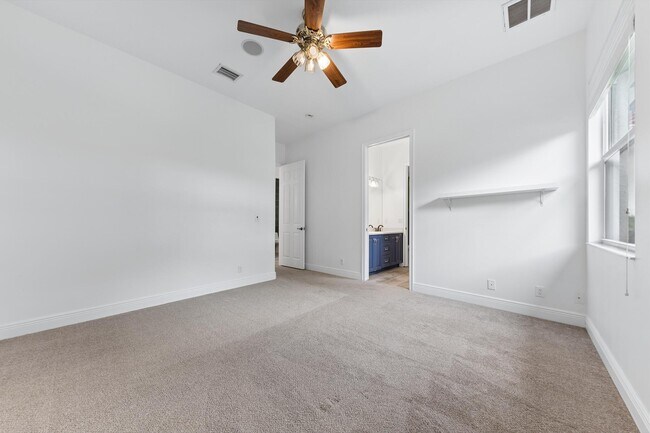 Building Photo - 8717 Estate Dr