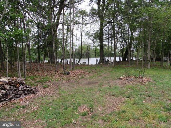 Building Photo - 39140 Dent Rd