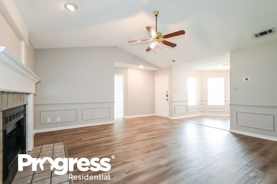 Building Photo - 1311 Mallard Dr