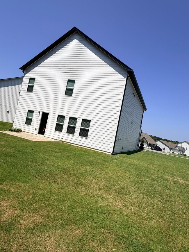 Building Photo - 115 Weston Way NW