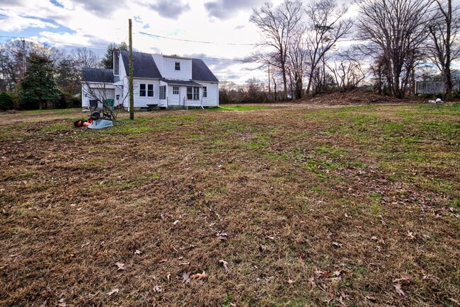 Building Photo - Charming Cecil Cape Cod