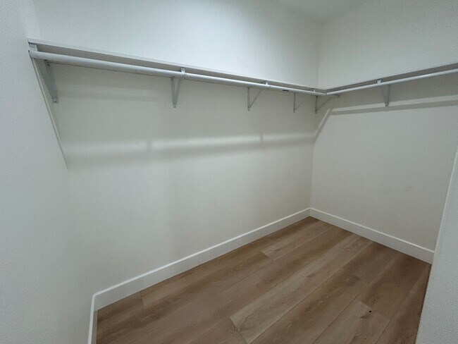 Building Photo - Newly Built Spacious 4 Bed/4 Bath Home in Garden Grove for Lease