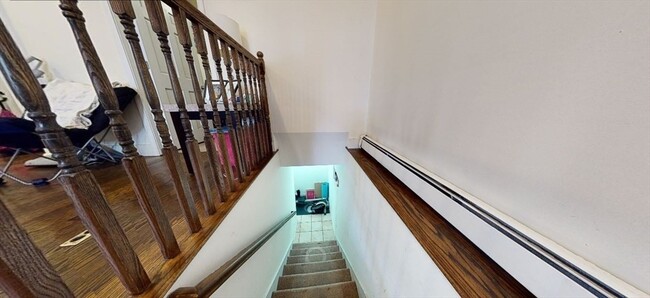 Building Photo - 11 Seckel St