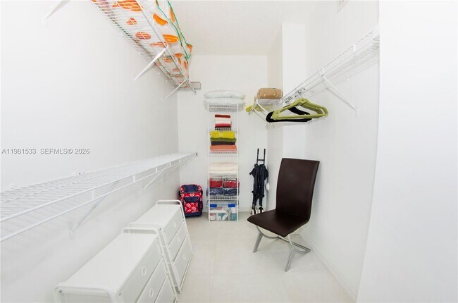 Building Photo - 17145 N Bay Rd