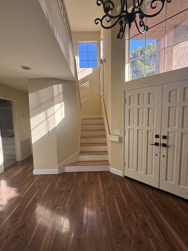 Building Photo - 1437 Green Oak Rd