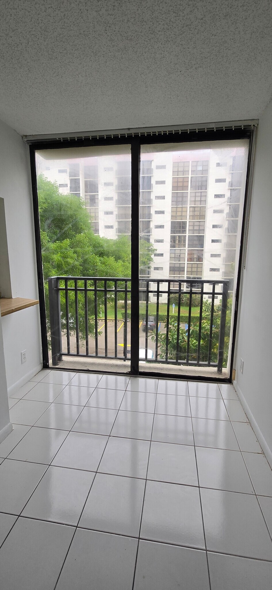 Balcony - 16919 N Bay Rd