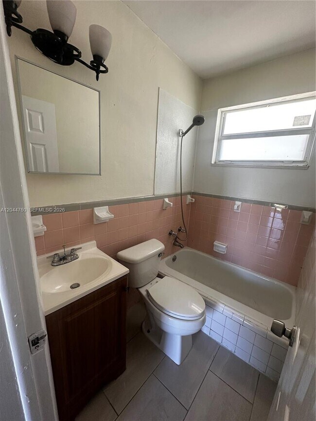 Building Photo - 26445 SW 139th Ave