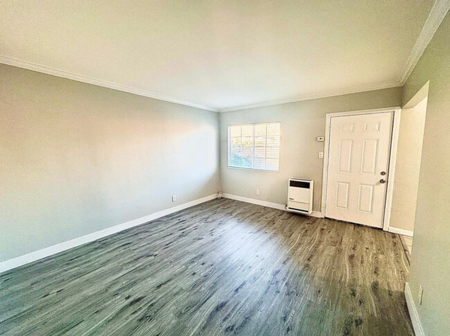 Building Photo - LB1117 (Rose) OWNER APPROVAL