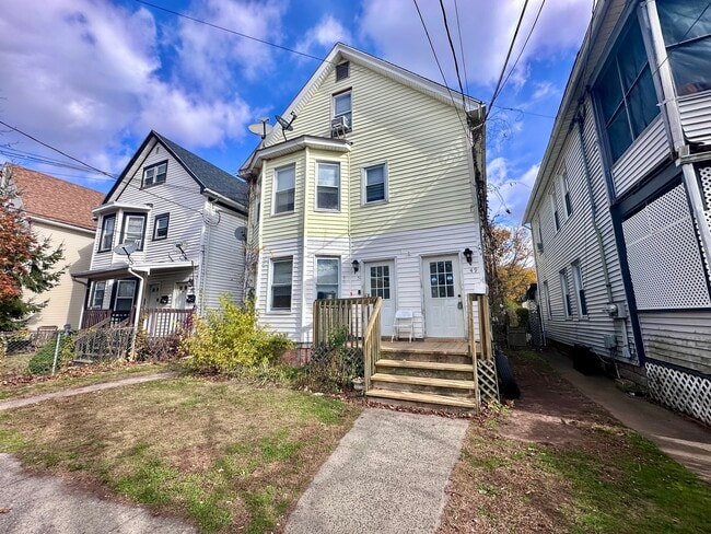 Building Photo - 49 East Ave