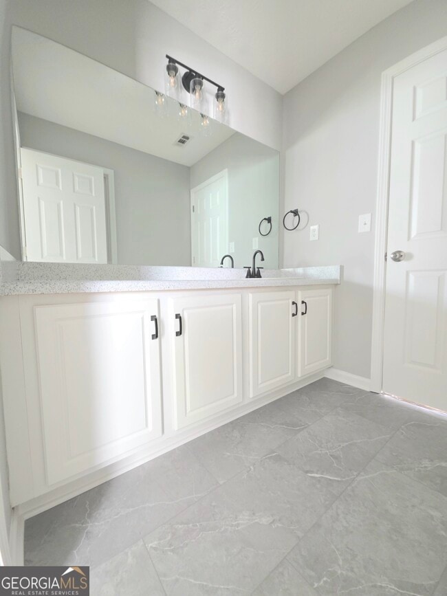 Building Photo - 4748 Highpoint Way