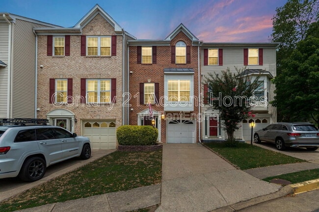 Building Photo - 5522 Jowett Ct