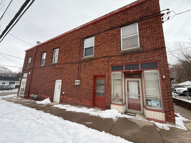 Building Photo - Ganson St 1101-1105 E w/East Ave 525 &amp; 527 N