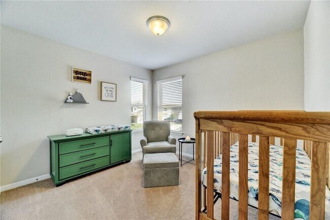 Building Photo - Modern Luxury Awaits in Buda – Stylish 4/B...