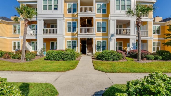 Building Photo - 1 Bedroom 1 Bath Condo in Southampton Poin...