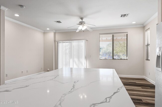 Building Photo - 4046 S Tatum Ln