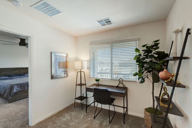 Building Photo - Modern Comfort in Las Vegas: 3-Bedroom Gem with Pool Access