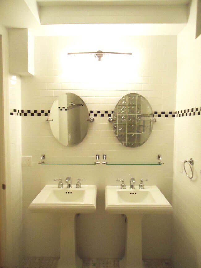 Building Photo - 4333 Beard Ave S