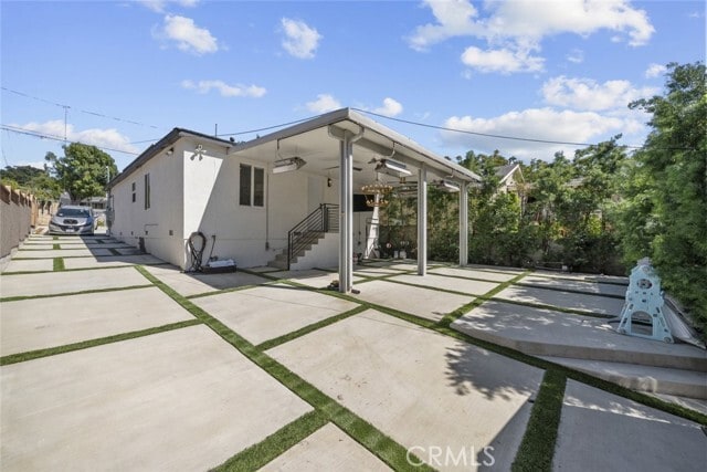 Building Photo - 10341 McClemont Ave