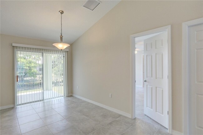 Building Photo - 8886 98th Ct