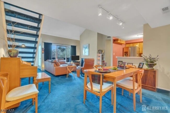 Building Photo - 2016 Aspen Dr