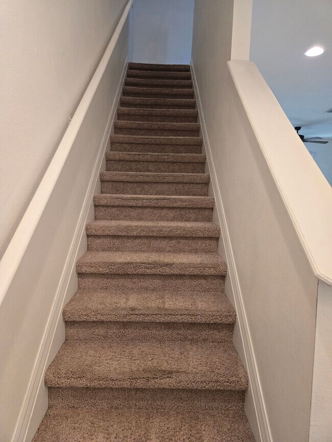 Building Photo - There’s No Place Like This 2-Story 3 BR, 2.5 BA Hidden River Townhome!
