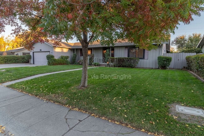 Building Photo - 1056 Cameron Way