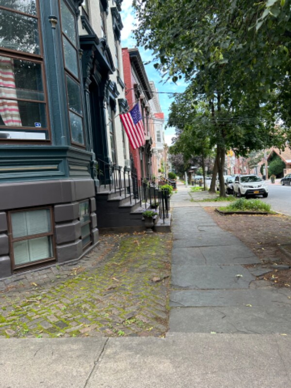 Building Photo - 111 Union St