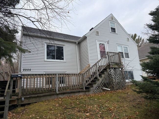 Primary Photo - Duluth MN 5-Bedroom - 2-Bath Single Family