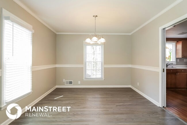 Building Photo - 1666 Greenbrook Dr