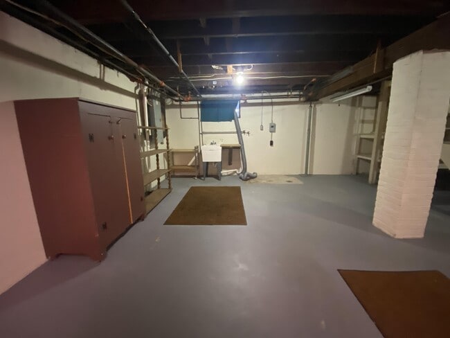 Building Photo - 20 Safe Harbor Village