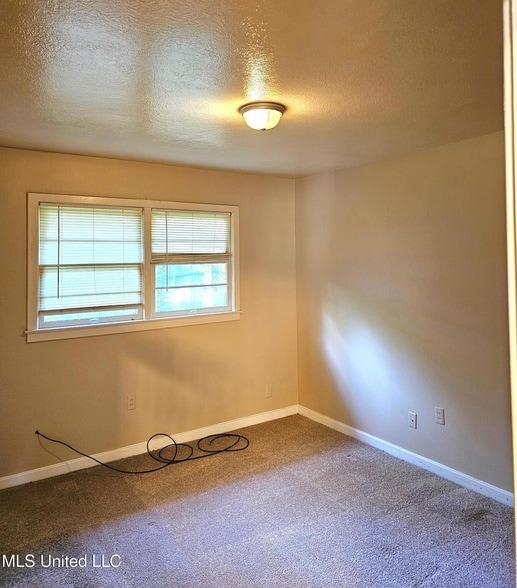 Building Photo - 3416 36th Pl