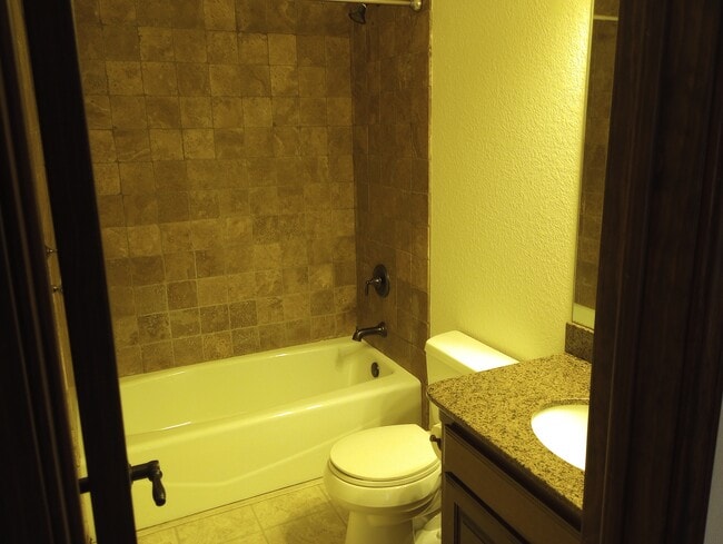 Building Photo - 1513 S 3rd St